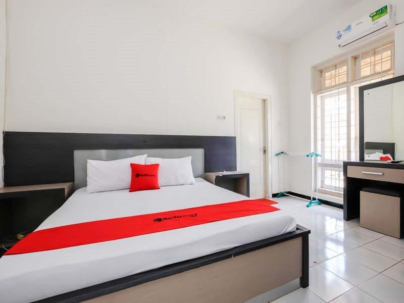 Reddoorz Near Moro Mall Purwokerto Extérieur photo