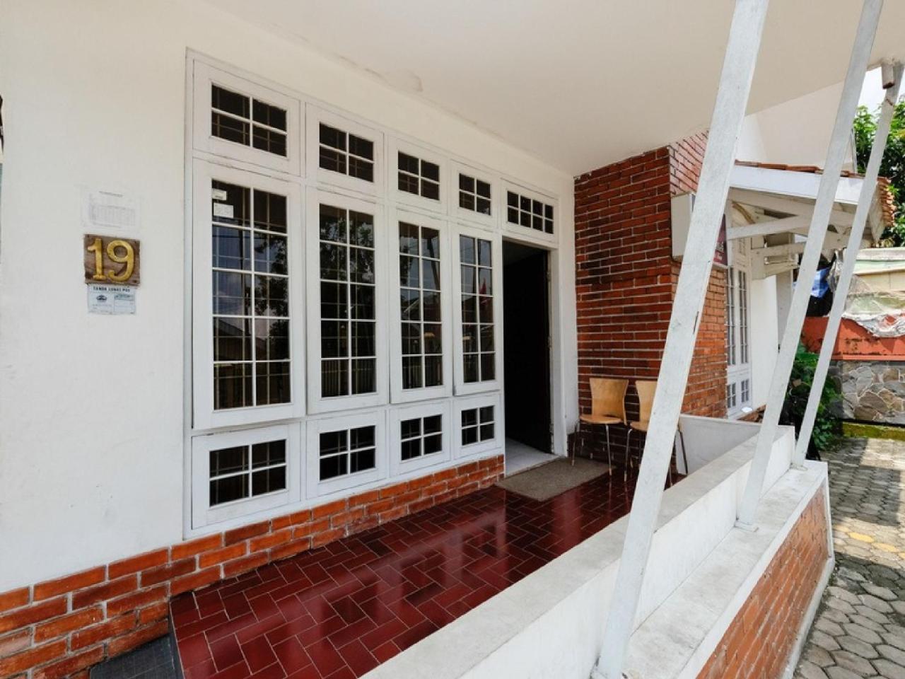 Reddoorz Near Moro Mall Purwokerto Extérieur photo