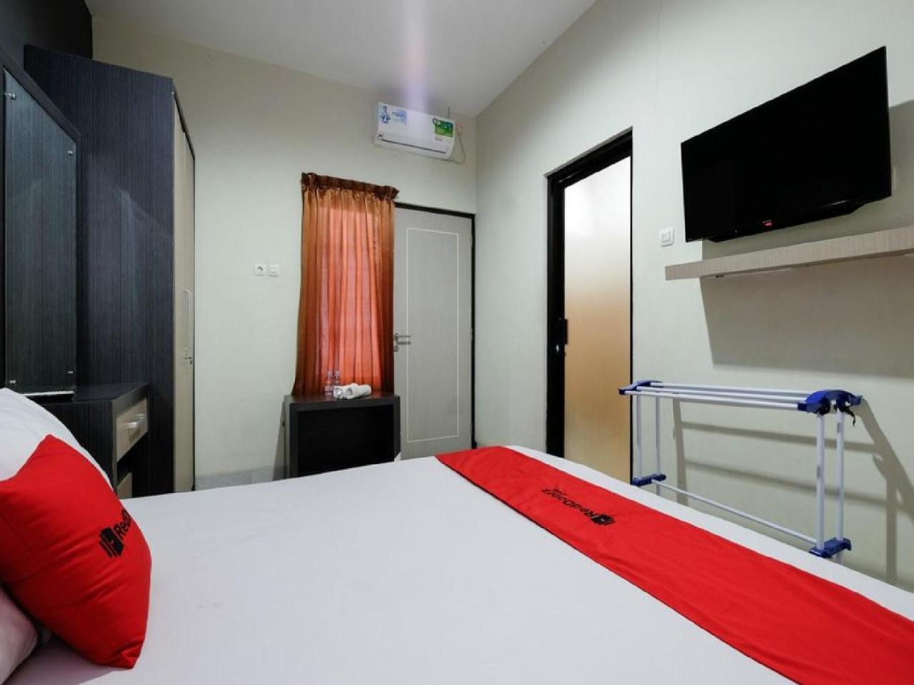 Reddoorz Near Moro Mall Purwokerto Extérieur photo