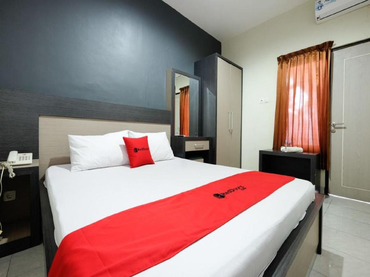 Reddoorz Near Moro Mall Purwokerto Extérieur photo