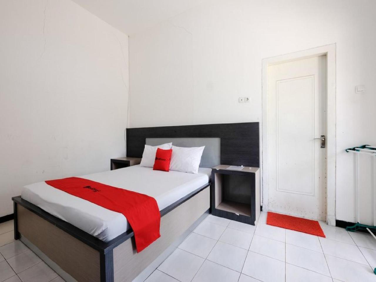 Reddoorz Near Moro Mall Purwokerto Extérieur photo